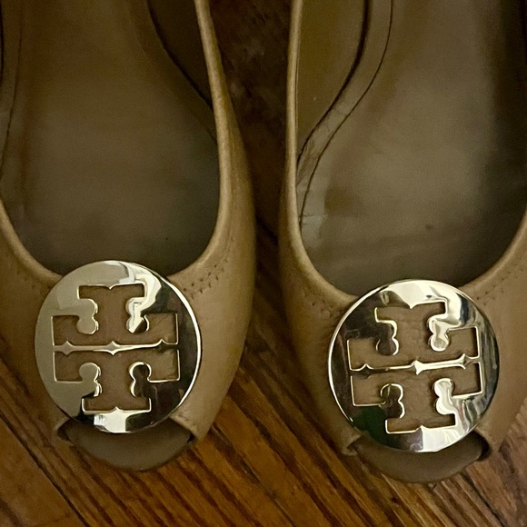 Tory Burch Wedges - Picture 3 of 16